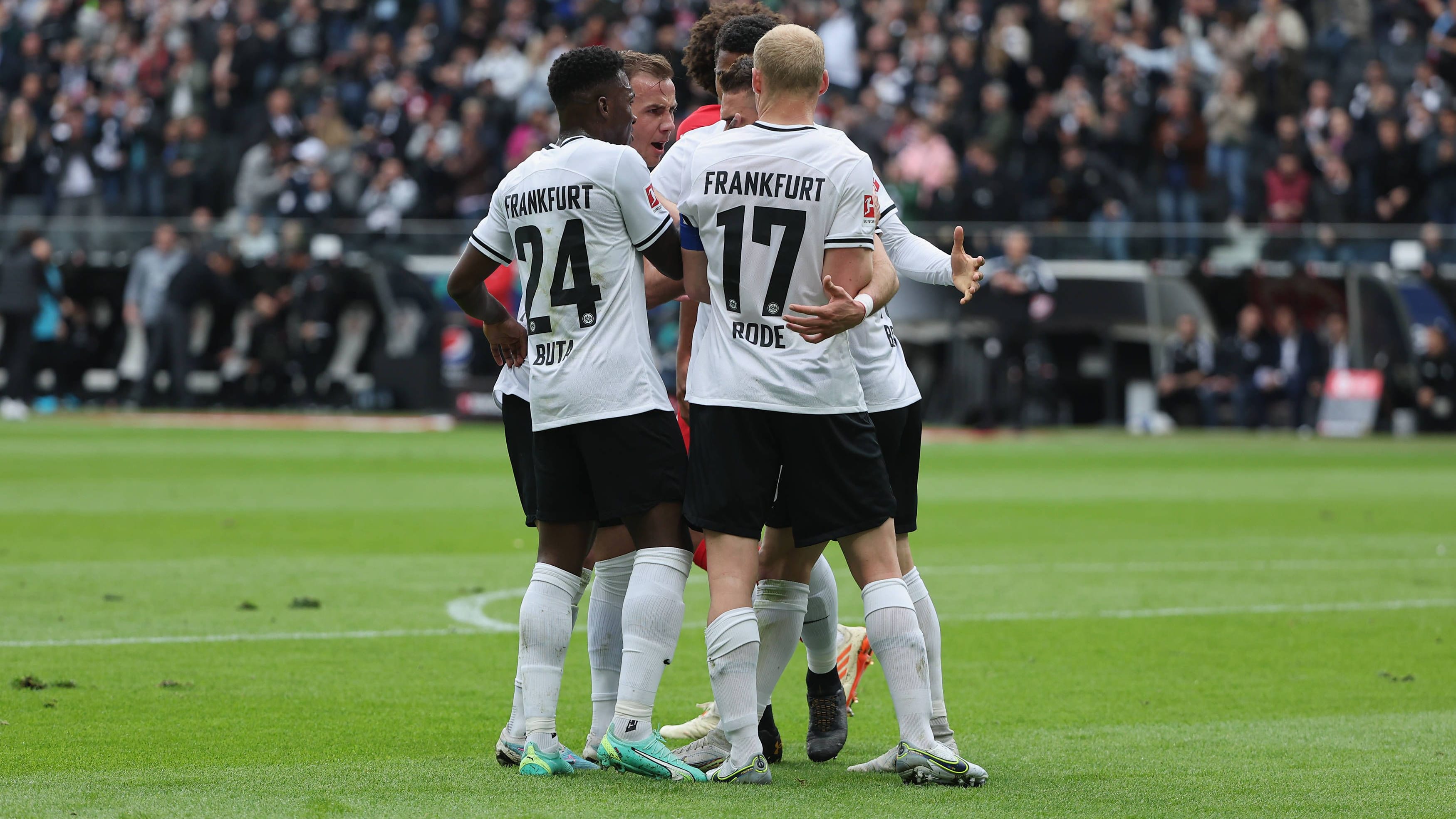 Liveticker | Eintracht Frankfurt - FC Augsburg 1:1 | 30. Spieltag ...