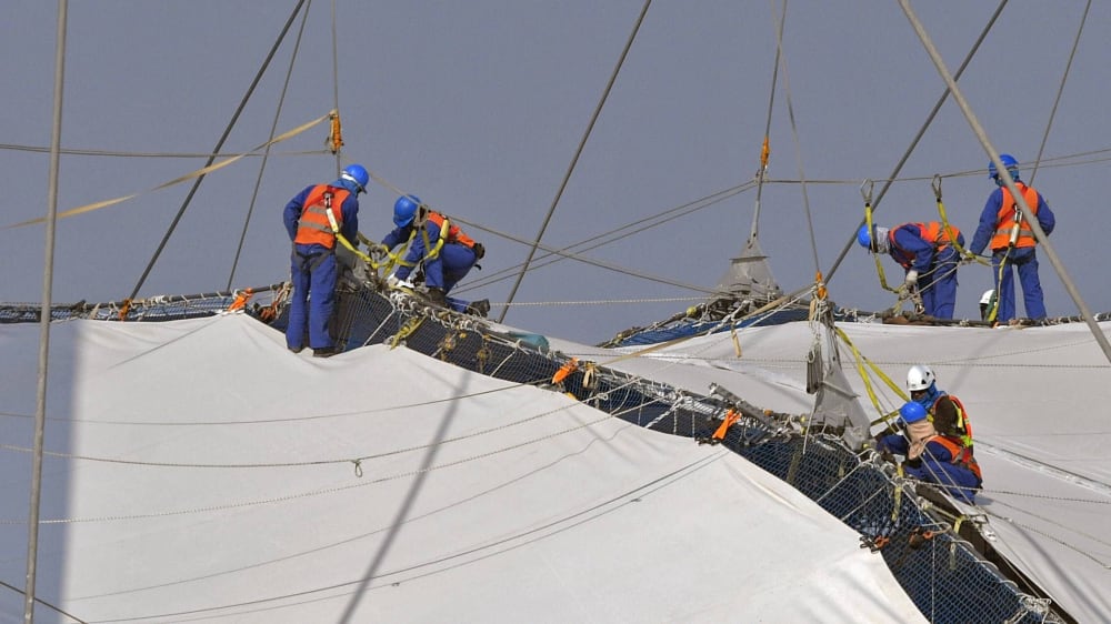 Schwierige Arbeitsbedingungen: Arbeiter auf Baustellen in Katar 2013.