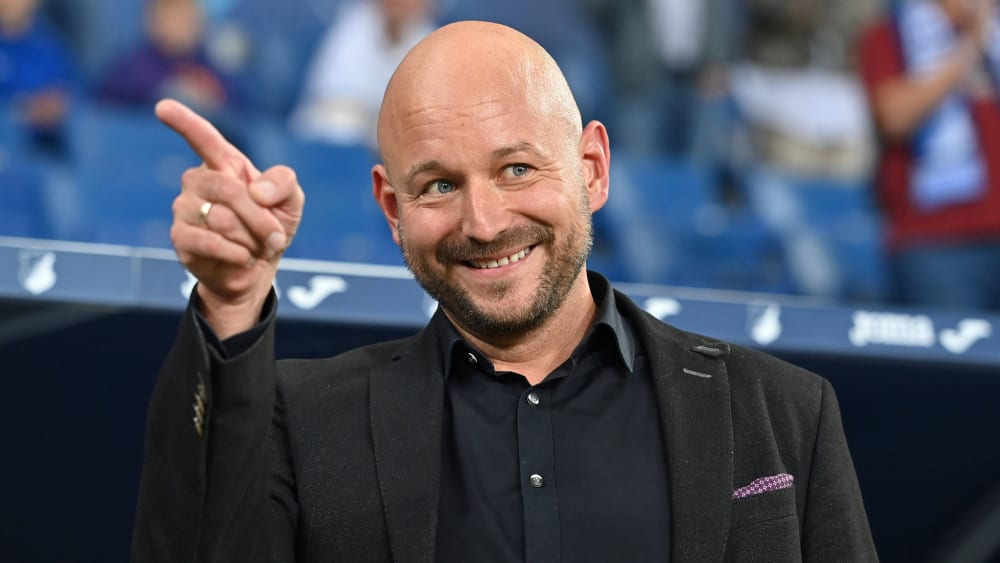 Sein richtungsweisender Umbruch steht auf der Probe: Hoffenheims Sportdirektor Alexander Rosen.