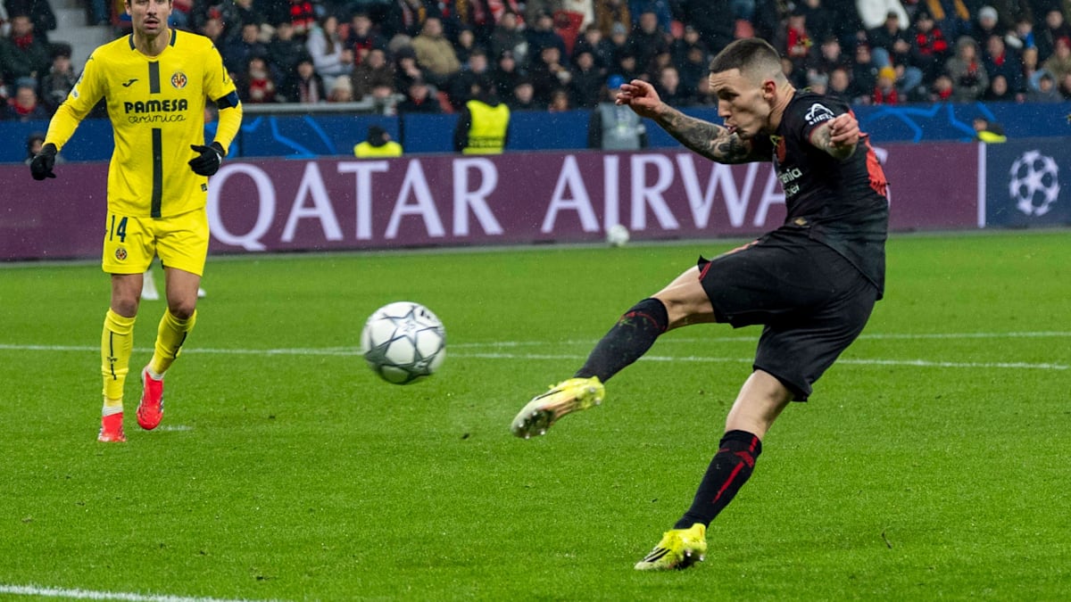 Tillman nutzt Patzer, Grimaldo per Volley: Leverkusen souverän