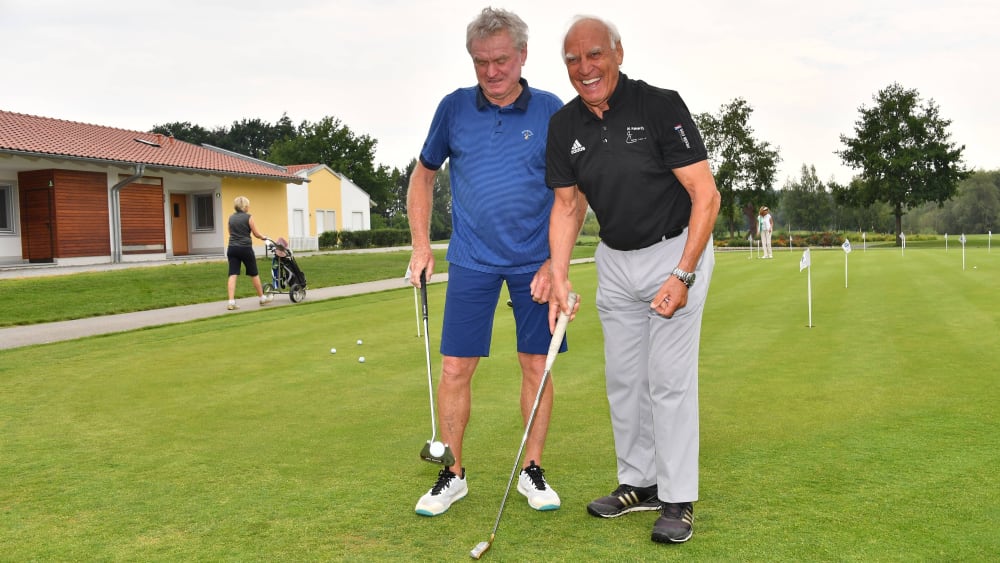 Golf als gemeinsames Hobby: Sepp Maier und Franz Roth (re.).