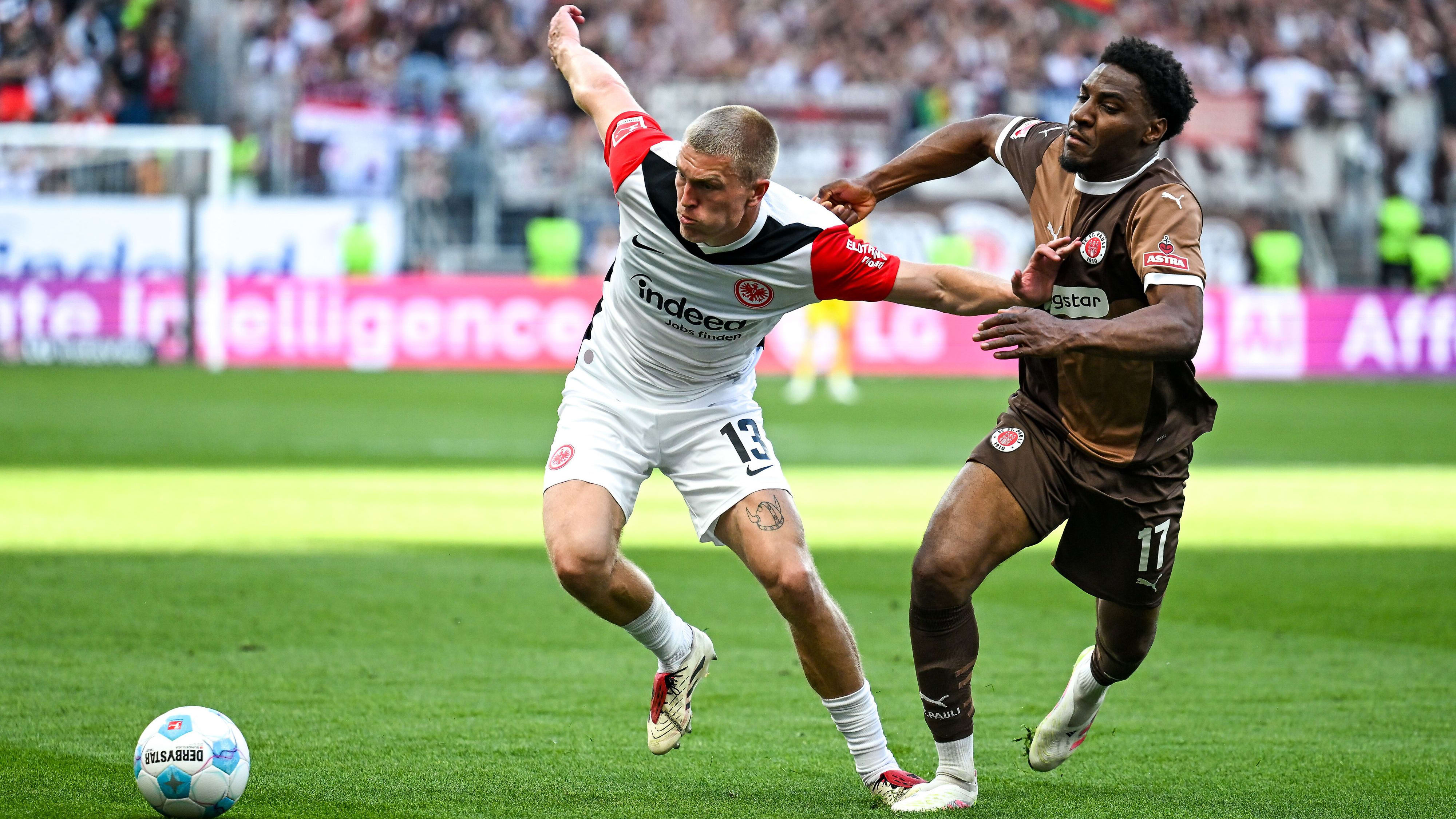 Liveticker | Eintracht Frankfurt - FC St. Pauli 2:2 | 33. Spieltag ...