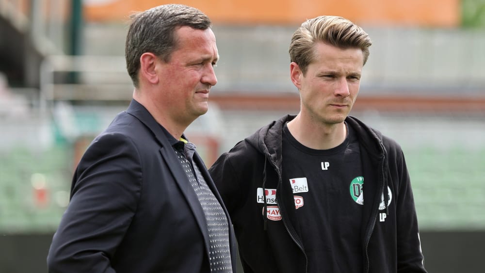 VfB-Sportvorstand Sebastian Harms baut weiterhin auf die Zusammenarbeit mit Trainer Lukas Pfeiffer.&nbsp;