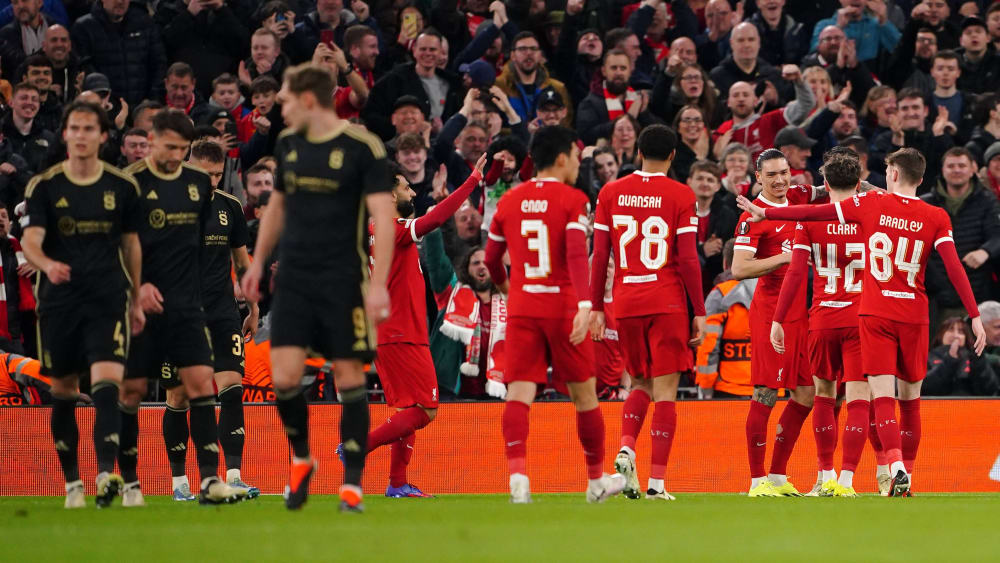 Party in Rot: Die Liverpooler legten gegen Prag einen Traumstart hin.