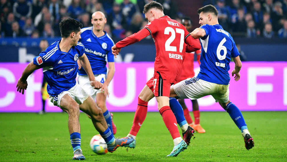 Das ging (zu) leicht: Leo Greiml (li.) und Konsorten gegen Leverkusens Florian Wirtz.
