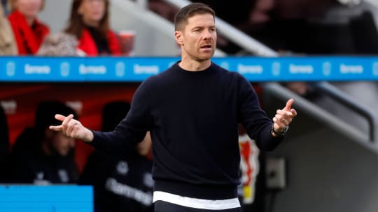 War mit seinem Verzicht auf eine große Rotation gegen Kiel inkonsequent und konsequent in einem: Xabi Alonso.