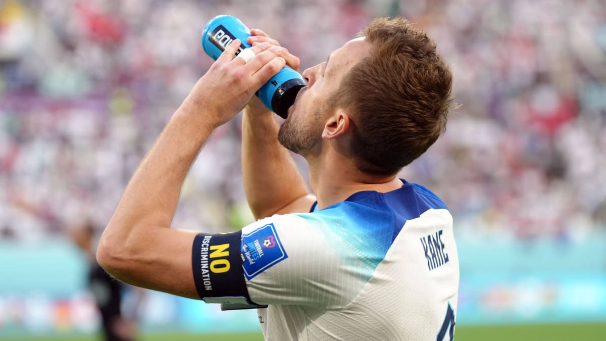 FIFA bietet WMKapitänen alternative Binde an kicker