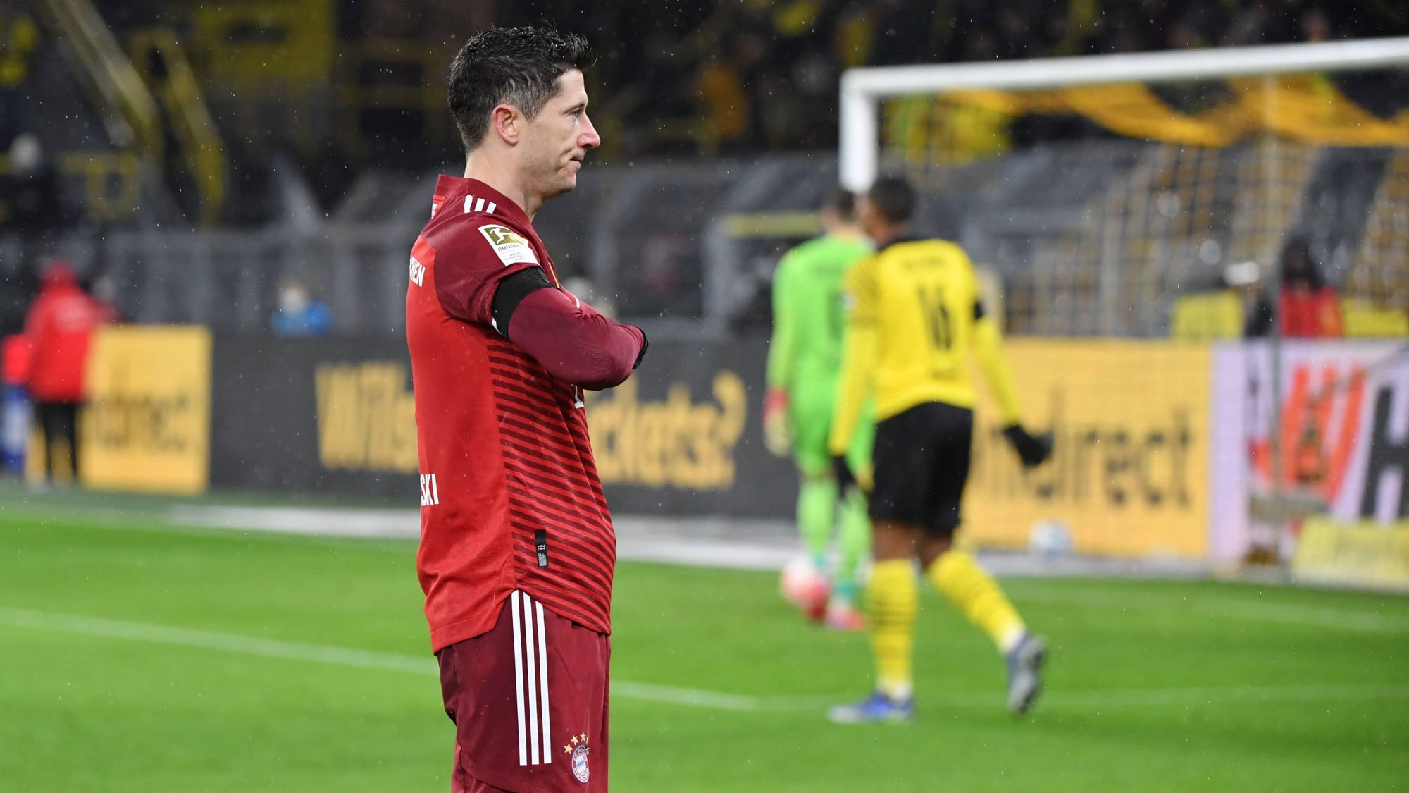 Robert Lewandowski (27 Prozent) sicherte sich den Titel zum fünften Mal in Folge. Abgeschlagen folgen Thomas Müller (9,3 %) und Erling Haaland (8,3 %).