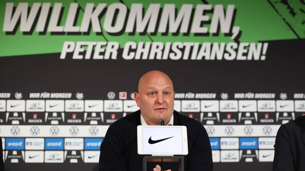 Willkommen in Wolfsburg: Peter Christansen bei seinem ersten öffentlichen VfL-Auftritt.