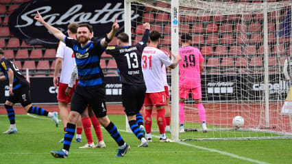 Jubel nach dem 1:0: Der FSV Frankfurt feiert einen Arbeitssieg in Kassel.