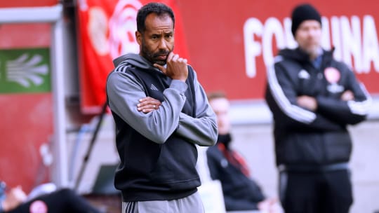 Sah trotz 0:3 eine überzeugende Leistung: Daniel Thioune.