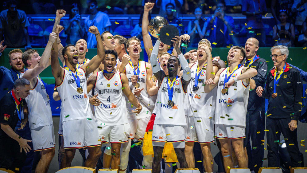 Deutschland ist Basketball-Weltmeister - ein 83:77 gegen Serbien entschied das Finale.