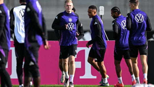 Auf zu neuen Ufern: Jonathan Burkardt beim Training der DFB-Elf.