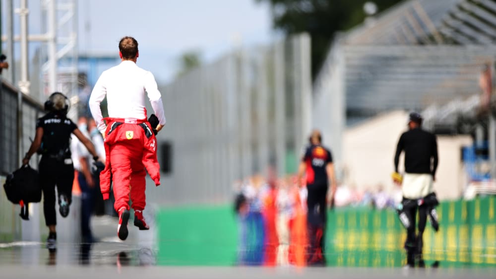 Im Laufschritt zum n&#228;chsten Arbeitgeber? Sebastian Vettel will wieder schnell fahren. 