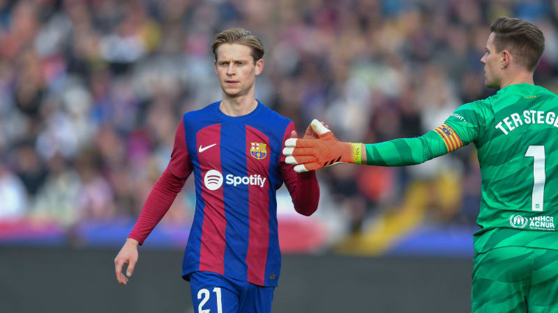FC Barcelona, Barca v GETAFE CF. OLIMPIC STADIUM LLUIS COMPANIES. MONTJUIC,BARCELONA. February 24,2024 FC BARCELONA vs GETAFE CF. February 24,2024 Frenkie de Jong (21) of FC Barcelona (left) and Goalkeeper of FC Barcelona Ter Stegen (1) during the match between FC Barcelona and Getafe CF corresponding to the twenty six day of La Liga EA Sports at Olimpic Stadium Lluis Companys of Montjuïc in Barcelona, Spain. Barcelona ESP Copyright: xS.xRosx