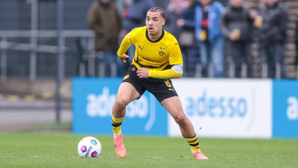 Darf sich von nun an in der 2. Bundesliga probieren: Dortmunds scheidender Jugendspieler Rafael Lubach.