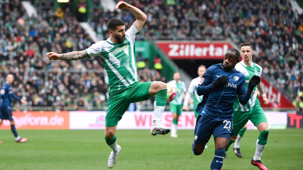 Werders Anthony Jung (li.) überzeugte gegen Bochum.