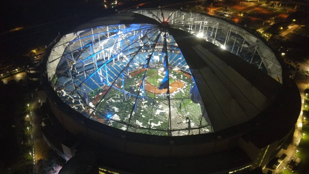 Die Folgen der Verwüstung: Hurrikan Milton hat das Dach des Tropicana Field der Tampa Bay Rays zerstört.