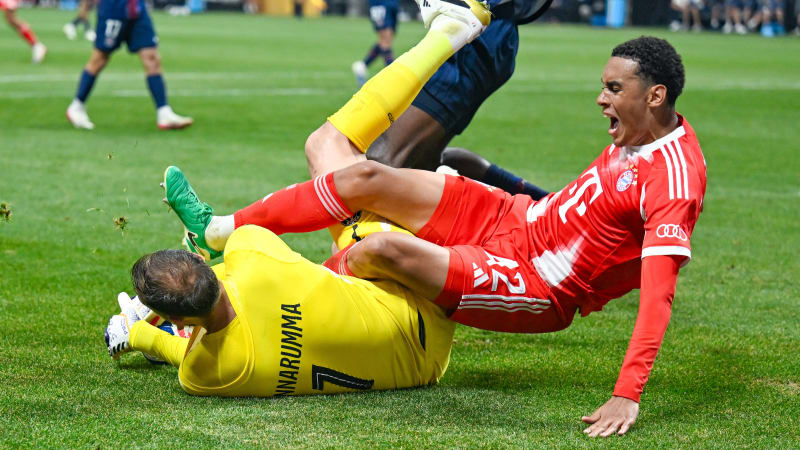 ATLANTA, GA JULY 05: Bayern Munich midfielder Jamal Musiala (42) reacts as he is entangled with PSG goalkeeper Gianluigi Donnarumma (1) during the FIFA Club World Cup match between FC Bayern Munich and Paris Saint-Germain FC on July 5th, 2025 at Mercedes-Benz Stadium in Atlanta, GA. (Photo by Rich von Biberstein/Icon Sportswire via Getty Images)