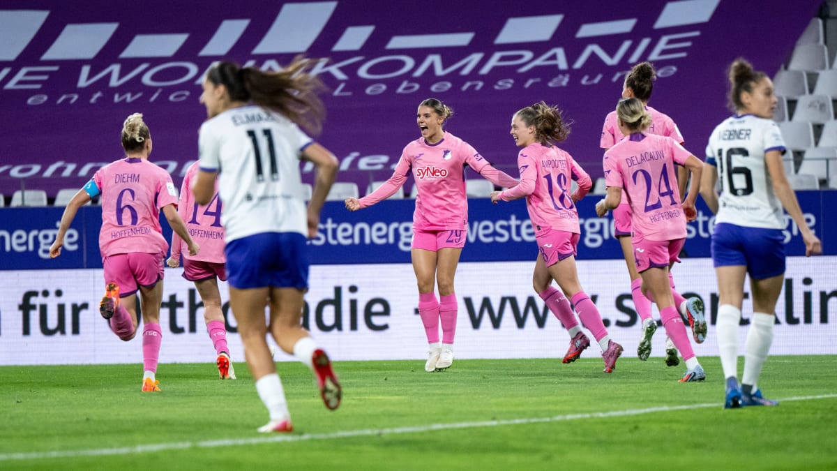 Torh-terin-irrt-durch-den-Strafraum-Cerci-schie-t-Hoffenheim-zum-Sieg