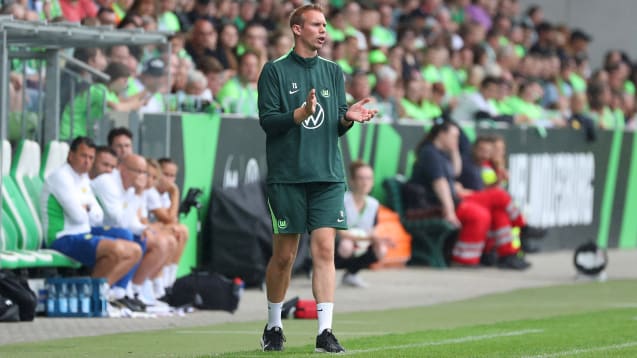 Im Test gegen PSV Eindhoven (3:0) hatte es der VfL um Trainer Tommy Stroot noch einfacher.