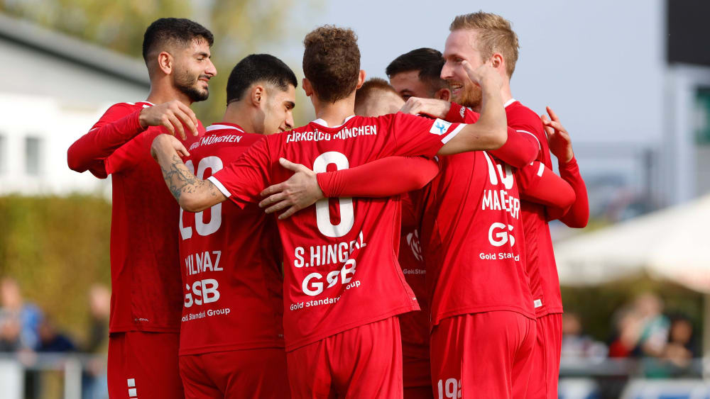 Türkgücü München wird mit einer personell stark veränderten Mannschaft in die neue Regionalliga-Saison starten.