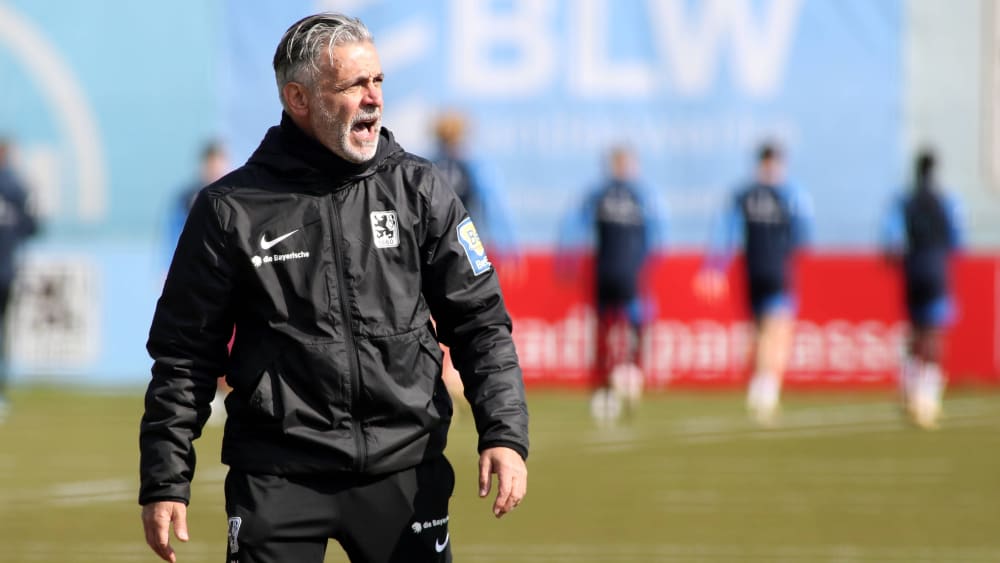 Maurizio Jacobacci will Trainer des TSV 1860 bleiben.