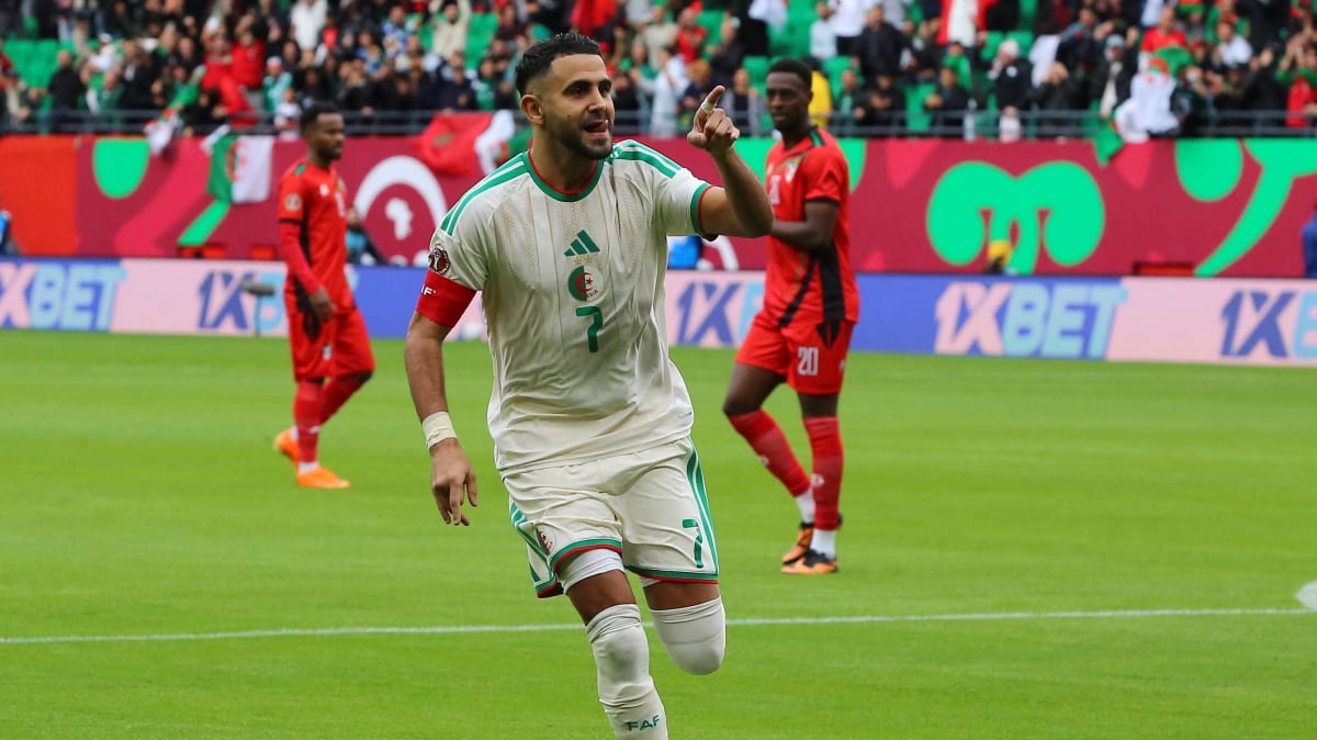 Hacke-Abschluss-Tor-Mahrez-sorgt-f-r-Algerien-Traumstart
