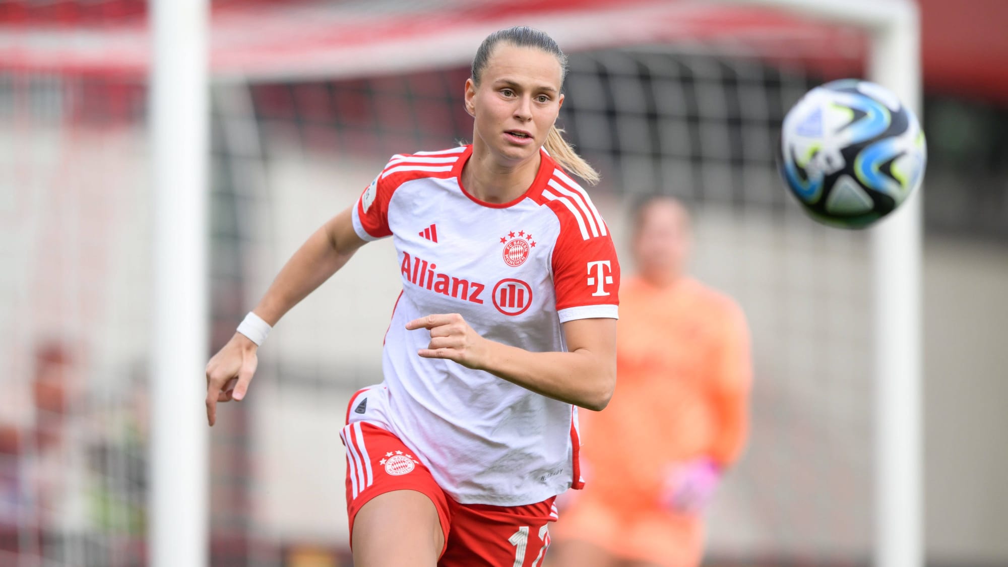Angriff links: Klara Bühl (FC Bayern München)