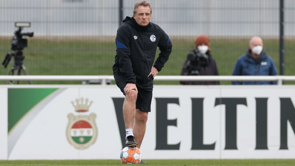 Schalkes Coach Trainer Mike Büskens