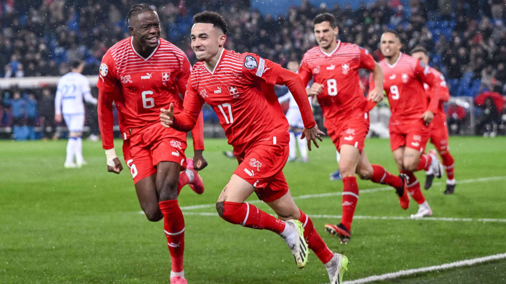 Zweites Tor in Folge: Ruben Vargas (#17) brachte die Schweiz gegen den Kosovo in Führung.