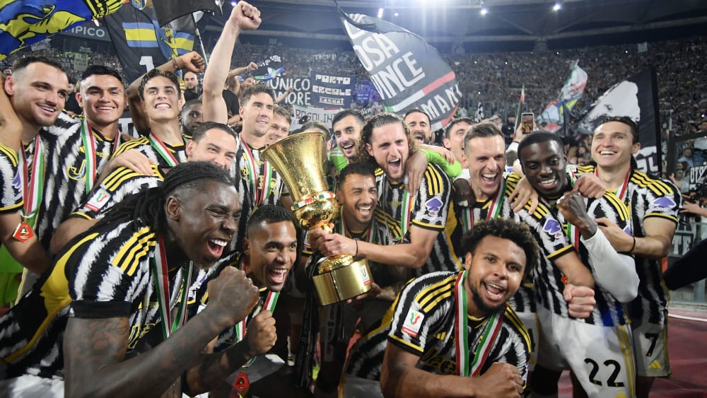 Copa win number 15: Record winners Juventus of Torino deservedly beat Atalanta Bergamo in Rome.