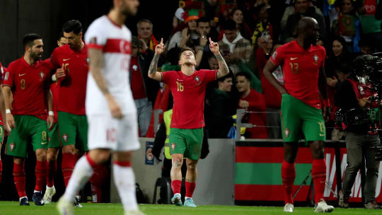 Wurde zum Matchwinner im Estadio do Dragao: Lokalmatador Otavio (Mi.). 