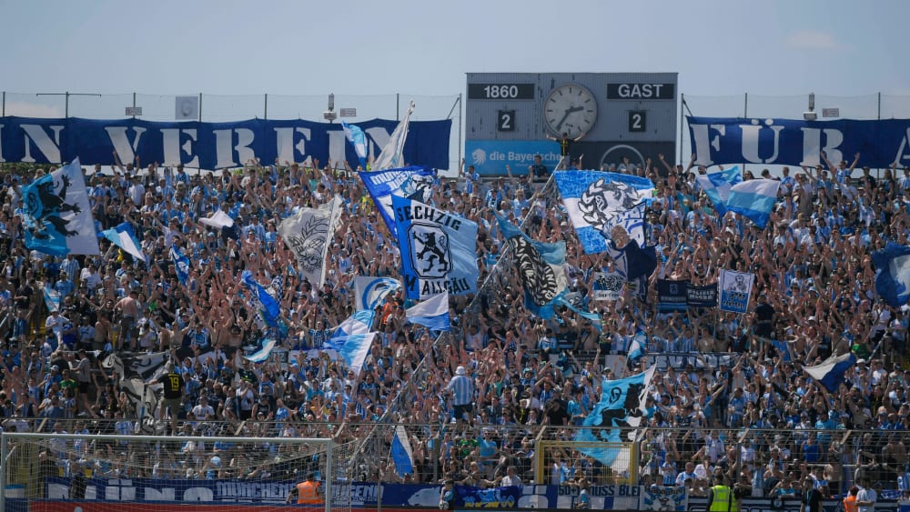 Wird auch in der kommenden Saison gut gefüllt sein: das Stadion an der Grünwalder Straße.