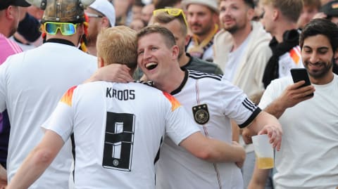 Anhänger feiern DFB-Elf