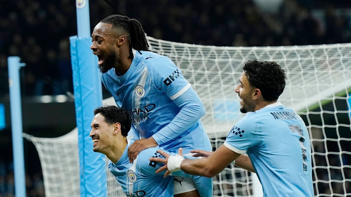 Doppelpacker-Marmoush-ManCity-souver-n-im-League-Cup-Finale