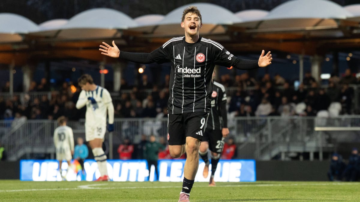 Staff-berragt-und-schie-t-Frankfurt-zum-Sieg-ber-Bergamo