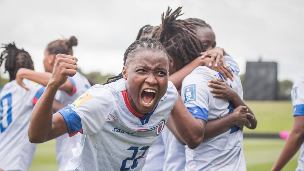 Feiern die Qualifikation für die WM: Haitis Nationalspielerinnen.