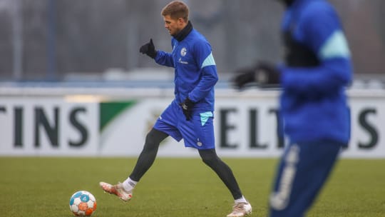 Wird gegen Kiel wohl wieder von Beginn an stürmen: Simon Terodde.