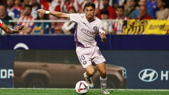 Iker Almena wechselt nicht zu Sturm.