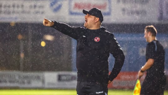 Jean-Pierre Richter sammelt in seinen ersten beiden Spielen als Eintracht-Coach vier Zähler.