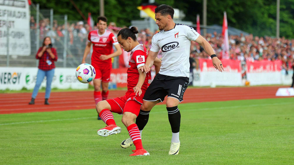 Durchgesetzt: Der Greifswalder FC (rot) schlug zum Abschluss den ZFC Meuselwitz.