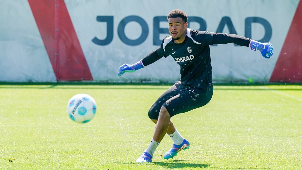 SC-Torwart Atubolu muss noch warten, bleibt aber klare Nummer eins