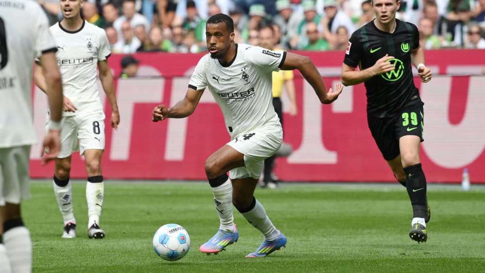 Weiter ein Fohlen? Gladbachs Alassane Plea.