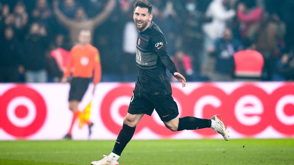 Erstes Tor im sechsten Anlauf: Lionel Messi bejubelt seinen Treffer zum 3:1.