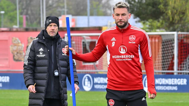 Neue Rolle auf dem Trainingsplatz: Danny Blum (rechts; hier noch in Nürnberg) wird in Pfeddersheim auch Coach Nauwid Amiri unterstützen.