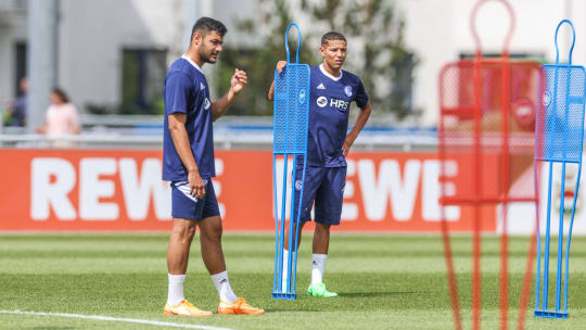 In Mittersill mit dabei: Ozan Kabak (li.) und Amine Harit.