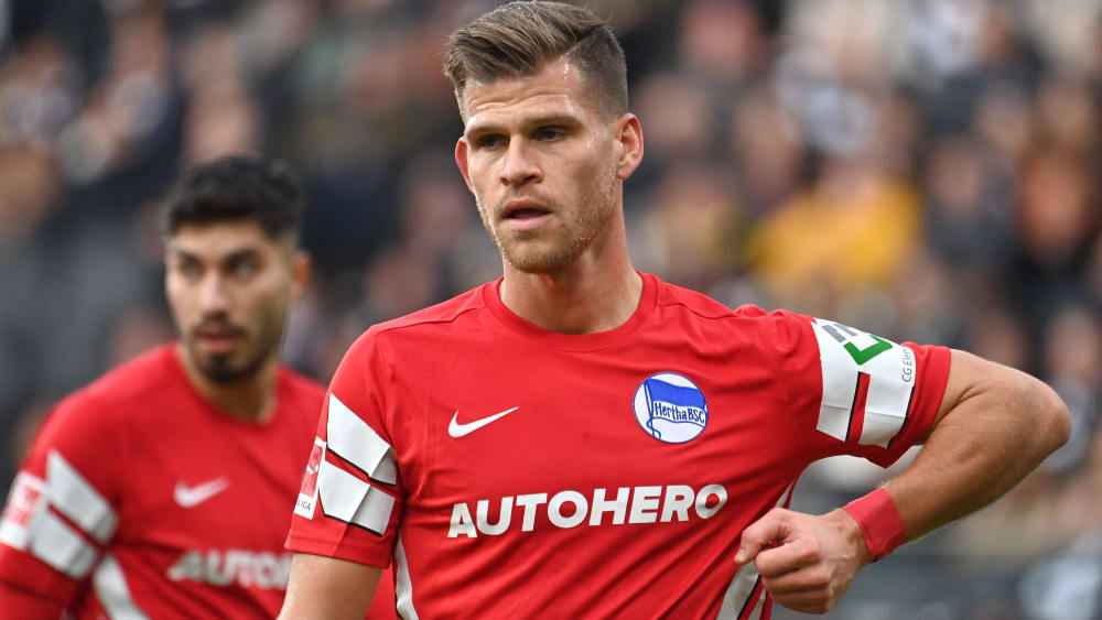 Spielt er, oder spielt er nicht? Der Einsatz von Herthas Florian Niederlechner gegen Augsburg ist offen.