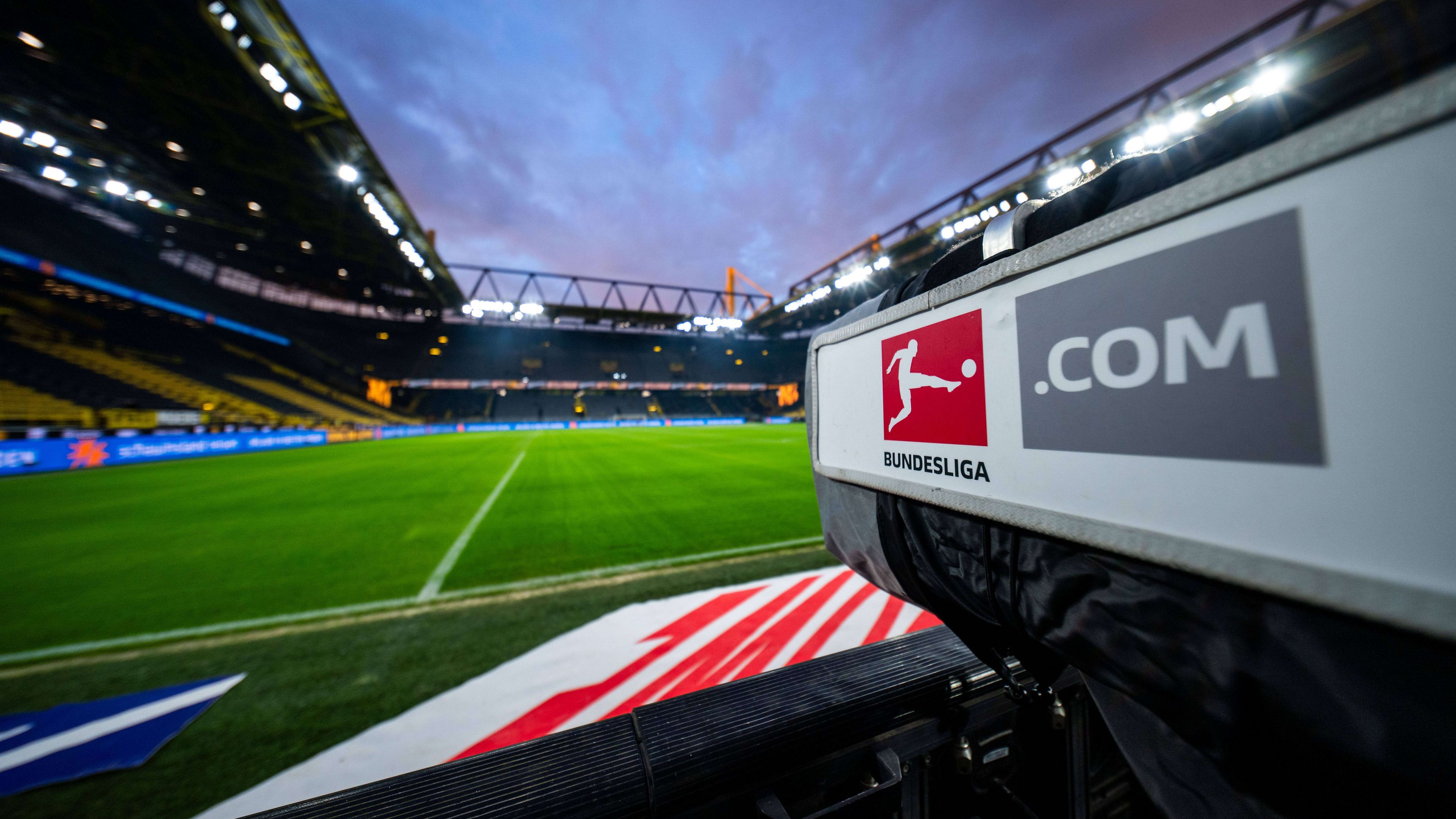 Borussia Dortmund vs FC St. Pauli Bensebainis Header Secures 1-0 Victory in a Tight Contest