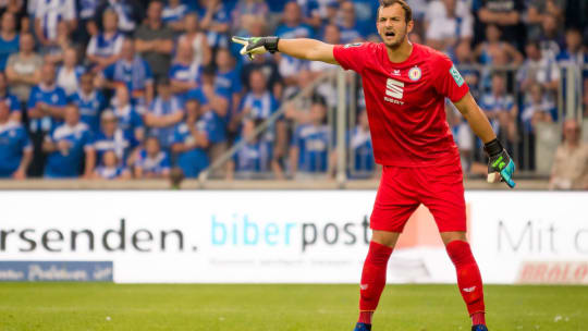 Muss eine Pause einlegen: Eintracht Braunschweigs Ersatzkeeper Marcel Engelhardt. 